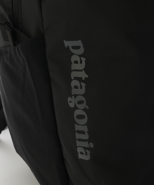 patagonia（パタゴニア）の「Patagonia Refugio Day Pack 26L（ショルダーバッグ・メンズ・ブラック・FREE）」の4枚目の写真