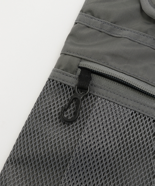 patagonia（パタゴニア）の「Patagonia Refugio Day Pack 26L（ショルダーバッグ・メンズ・ブラック・FREE）」の8枚目の写真