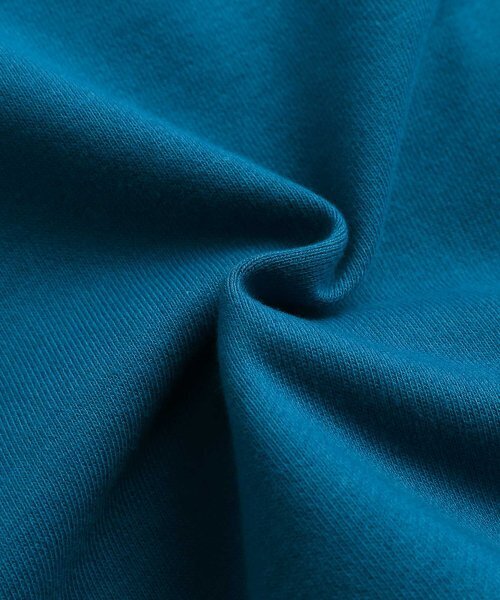 MENASOO(ミナス)の「UNISEX_CIRCLE LOGO SWEATSHIRT_BLUE(スウェット・レディース・ブルー・F)」の8枚目の写真