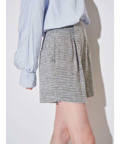 ELENDEEK(エレンディーク)の「タックショートパンツ(その他パンツ・レディース・ブラック/その他1・01/02)」の6枚目の写真
