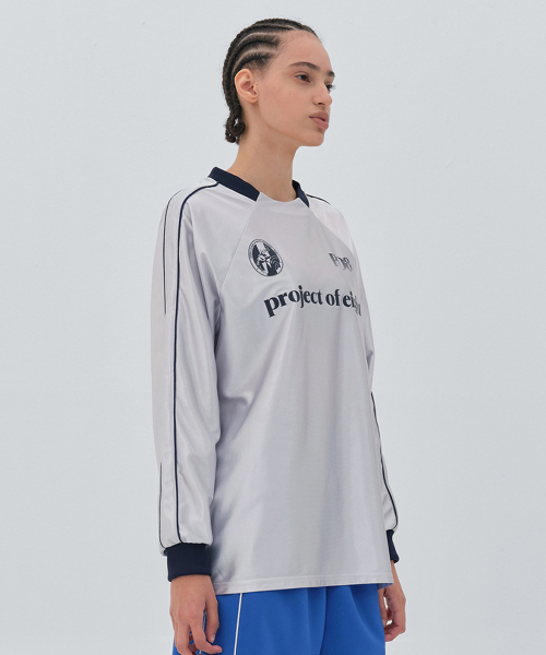 PO8(ピーオーエイト)の「PO8 LEAGUE LONG SLEEVE T-SHIRTS - GREY(Tシャツ/カットソー・レディース・グレー・MEDIUM/LARGE)」の7枚目の写真