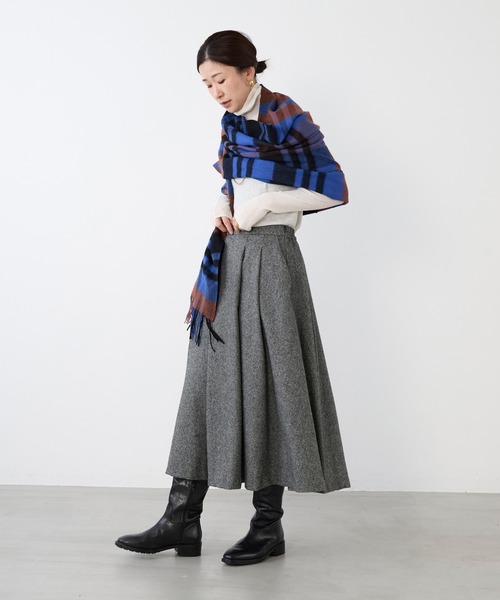 MICA&DEAL(マイカ&ディール)の「ウールタックフレアスカート(スカート・レディース・ライトグレー/ブラック×ホワイト/ブラック・FREE)」の9枚目の写真