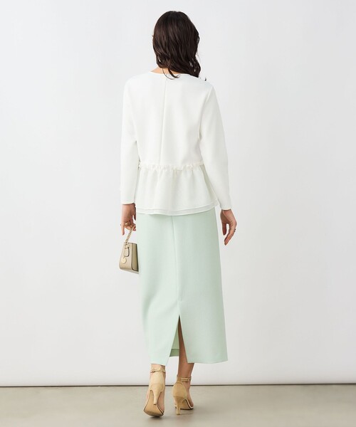 NOLLEY’S Sophi（ノーリーズソフィ）の「《セットアップ対応》ウォッシャブルダンボール×オーガンジーペプラムプルオーバー（Tシャツ/カットソー・レディース・ブラック/ホワイト/ネイビー・38）」の6枚目の写真