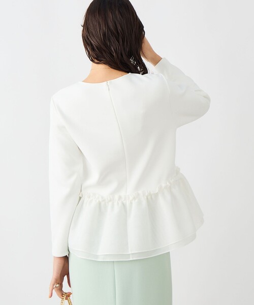NOLLEY’S Sophi（ノーリーズソフィ）の「《セットアップ対応》ウォッシャブルダンボール×オーガンジーペプラムプルオーバー（Tシャツ/カットソー・レディース・ブラック/ホワイト/ネイビー・38）」の7枚目の写真