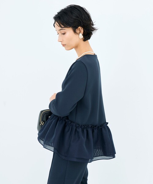 NOLLEY’S Sophi（ノーリーズソフィ）の「《セットアップ対応》ウォッシャブルダンボール×オーガンジーペプラムプルオーバー（Tシャツ/カットソー・レディース・ブラック/ホワイト/ネイビー・38）」の18枚目の写真