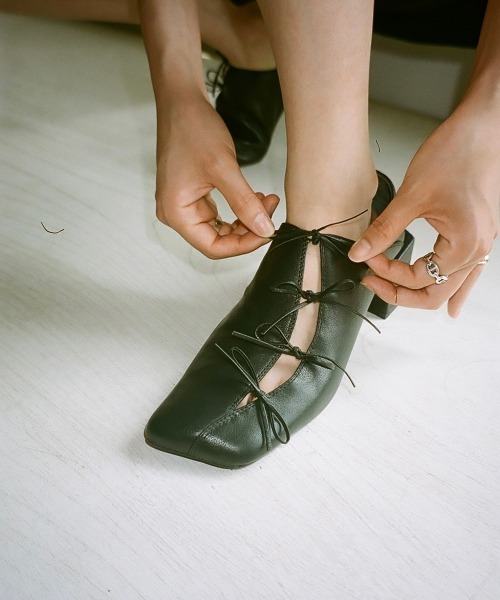 UNTISHOLD(アンチショルド)の「Rina(パンプス・レディース・ブラック・36/37/38)」の1枚目の写真