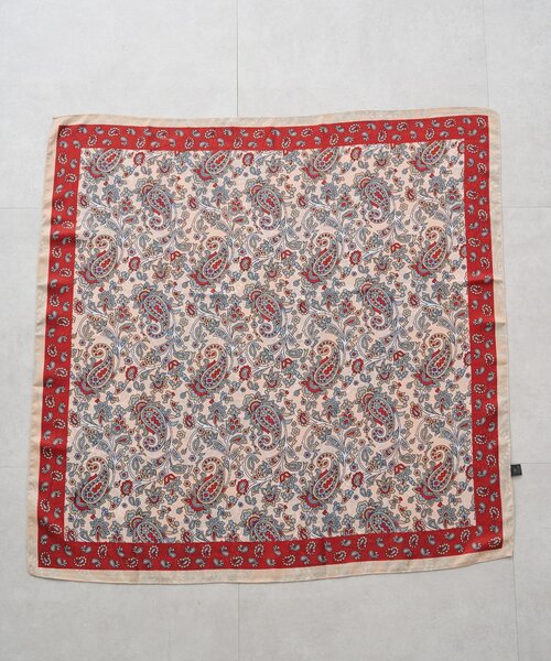 LOUNGEDRESS（ラウンジドレス）の「【GALENA/ガレナ】リバーシブルペイズリースカーフ（バンダナ/スカーフ・レディース・ベージュ・FREE）」の6枚目の写真