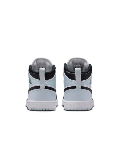 JORDAN BRAND（ジョーダンブランド）の「ジョーダン 1 MID リトルキッズシューズ / Jordan 1 Mid Little Kids' Shoes DQ8424-002 Black（スニーカー・キッズ・ブラック・18.5/17.5/17/16.5/22/21.5/21/20/18/20.5/19.5/19）」の6枚目の写真