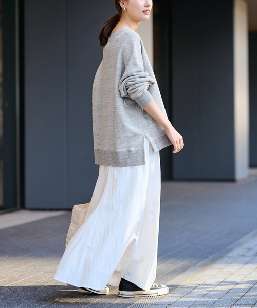 FRAMeWORK(フレームワーク)の「≪一部カラーWEB限定 / 追加≫ボートネックワイドスウェット(スウェット・レディース・ブラック/グレー/ベージュ/ピンク・FREE)」の16枚目の写真