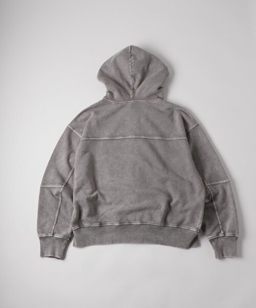 WHO'S WHO gallery（フーズフーギャラリー）の「【UNISEX】KOOKY'N ケミカルスタッズ切り替えジップパーカー（パーカー・レディース・ブラック/ライトグレー・MEDIUM/SMALL）」の17枚目の写真