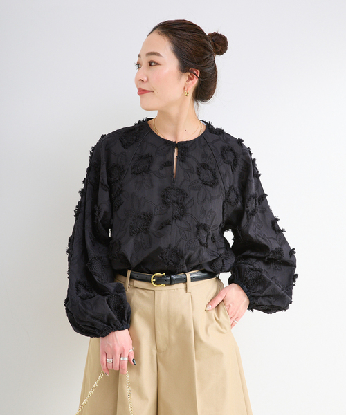 B.C STOCK（ベーセーストック）の「手洗い可 / 3Dレースバブルスリーブチュニック（シャツ/ブラウス・レディース・ホワイト/ブラック/サックスブルー・FREE）」の17枚目の写真