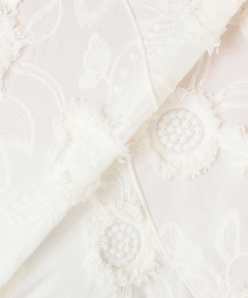 B.C STOCK（ベーセーストック）の「手洗い可 / 3Dレースバブルスリーブチュニック（シャツ/ブラウス・レディース・ホワイト/ブラック/サックスブルー・FREE）」の12枚目の写真