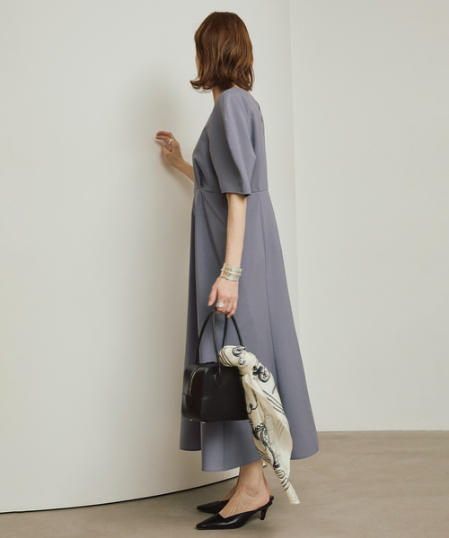 VERMEIL par iena（ヴェルメイユパーイエナ）の「ラウンドスリーブワンピース（ワンピース・レディース・ラベンダー/ネイビー・38/36）」の8枚目の写真