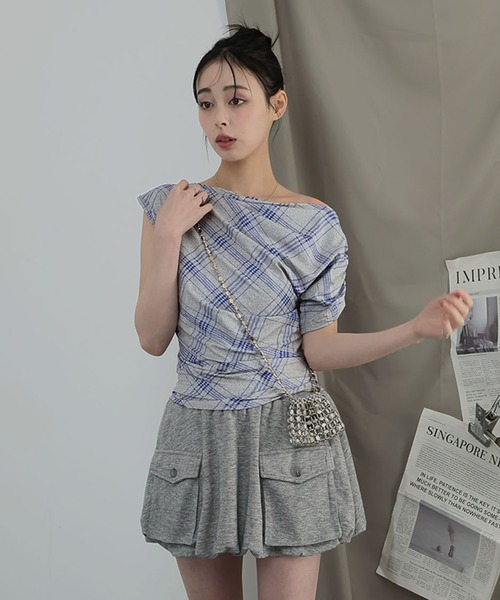 Ulysses(ユリシス)の「チェックアシメワンショルダートップス(Tシャツ/カットソー・レディース・グレー/ネイビー・F)」の9枚目の写真
