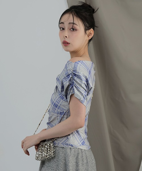 Ulysses(ユリシス)の「チェックアシメワンショルダートップス(Tシャツ/カットソー・レディース・グレー/ネイビー・F)」の10枚目の写真
