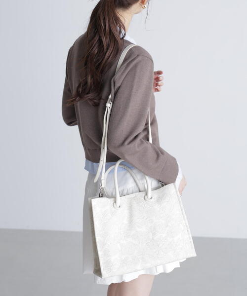 FREE'S MART(フリーズマート)の「◇エンボスペイズリーバッグ(トートバッグ・レディース・カーキ/ホワイト/ブラウン・フリ-)」の19枚目の写真