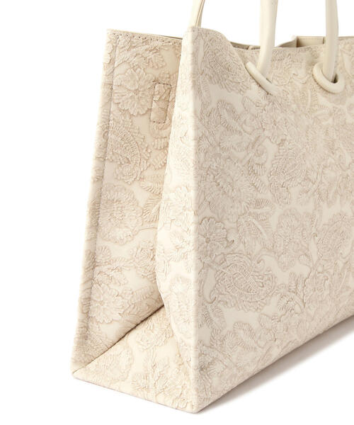 FREE'S MART(フリーズマート)の「◇エンボスペイズリーバッグ(トートバッグ・レディース・カーキ/ホワイト/ブラウン・フリ-)」の5枚目の写真