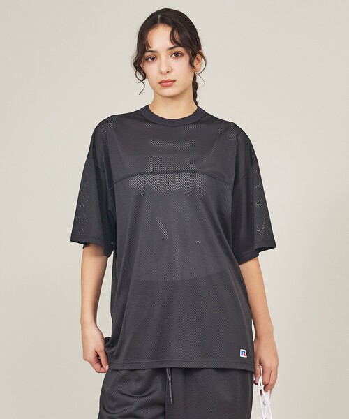 Russell Athletic(ラッセルアスレティック)の「【RUSSELL ATHLETIC / ラッセル アスレティック】Mesh Set Up Jersey / メッシュ/ セットアップ ジャージ(上下対応・ユニセックス)(Tシャツ/カットソー・メンズ・ブラック・M/L/XL)」の4枚目の写真