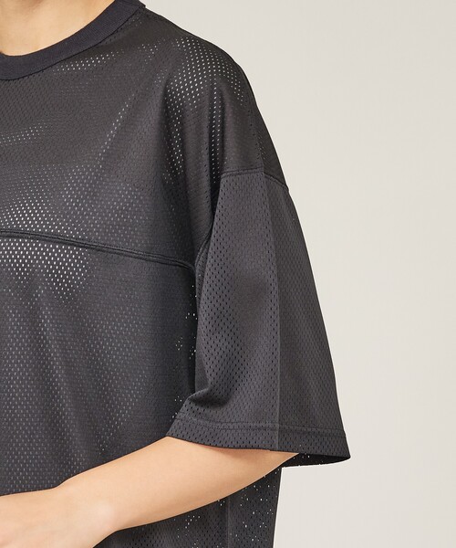 Russell Athletic(ラッセルアスレティック)の「【RUSSELL ATHLETIC / ラッセル アスレティック】Mesh Set Up Jersey / メッシュ/ セットアップ ジャージ(上下対応・ユニセックス)(Tシャツ/カットソー・メンズ・ブラック・M/L/XL)」の9枚目の写真