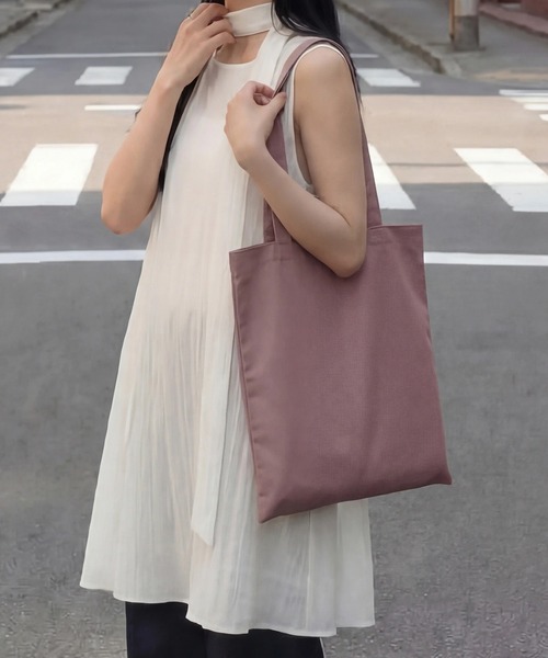 United Athle(ユナイテッドアスレ)の「【United Athle】デイリー フラット トートバッグ S 1406(トートバッグ・レディース・ブラック/ホワイト/ネイビー/ダークブラウン/グレー/バーガンディー/スモーキーグリーン系/イエロー/スカイブルー/スモークピンク/ライトイエロー/ブルー/レッド/グリーン/ライトパープル/オレンジ/パープル/ナチュラル・FREE)」の15枚目の写真