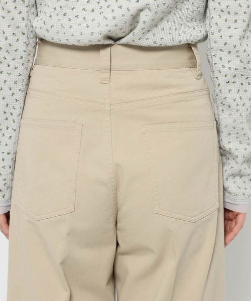 mysty woman（ミスティウーマン）の「ターンアップチノワイドパンツ　666543（その他パンツ・レディース・ベージュ・SMALL/MEDIUM）」の16枚目の写真