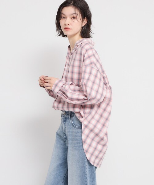 THE SHOP TK （ザ ショップ ティーケー ）の「【後ろ姿もサマになる】バックシャーリングシャツ（シャツ/ブラウス・レディース・ネイビー/グリーン系2/ライトブルー/ピンク系その他・12/13）」の15枚目の写真