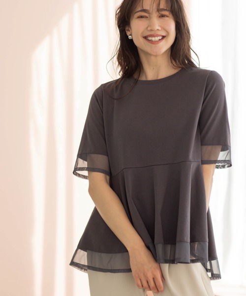 SHOO・LA・RUE（シューラルー）の「チュールレイヤードペプラムＴシャツ（Tシャツ/カットソー・レディース・ホワイト/ダークブラウン/チャコールグレー/ブラック・00）」の3枚目の写真