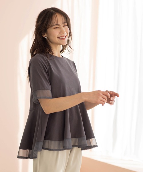 SHOO・LA・RUE（シューラルー）の「チュールレイヤードペプラムＴシャツ（Tシャツ/カットソー・レディース・ホワイト/ダークブラウン/チャコールグレー/ブラック・00）」の12枚目の写真