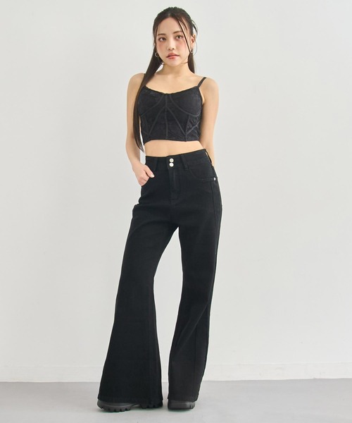 ANAP(アナップ)の「細見えサイドラインフレアデニムパンツ(デニムパンツ・レディース・ブラック/ベージュ/ブルー・M/S)」の7枚目の写真