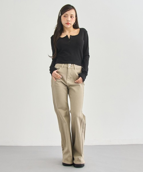 ANAP(アナップ)の「細見えサイドラインフレアデニムパンツ(デニムパンツ・レディース・ブラック/ベージュ/ブルー・M/S)」の16枚目の写真