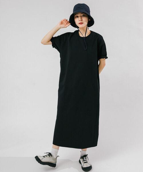 EKAL(エカル)の「『UVカット/吸水速乾』DRY OUT ONE-PIECE(ワンピース・レディース・ブラック/チャコールグレー・ONE)」の17枚目の写真