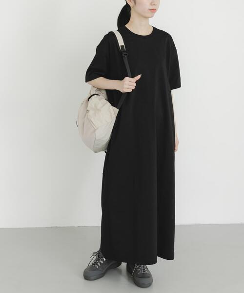EKAL(エカル)の「『UVカット/吸水速乾』DRY OUT ONE-PIECE(ワンピース・レディース・ブラック/チャコールグレー・ONE)」の20枚目の写真