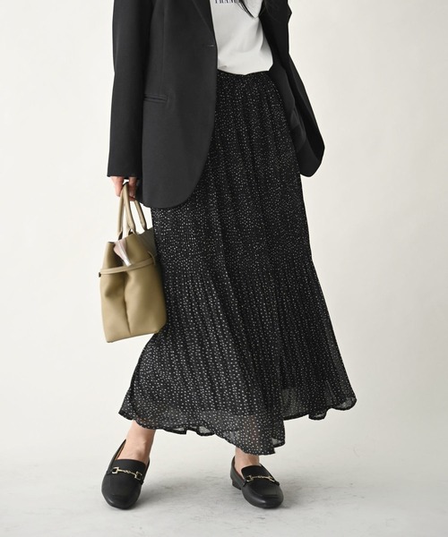 Ehre style(エーレスタイル)の「ヘビロテ決定!気分軽やかにプリーツスカート(スカート・レディース・ブラック/カーキ・FREE)」の18枚目の写真