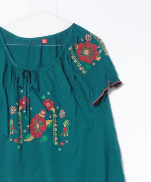 チャイハネ(チャイハネ)の「【チャイハネ】花刺繍クロスステッチワンピース(ワンピース・レディース・ブルー/ホワイト/オレンジ・FREE)」の5枚目の写真