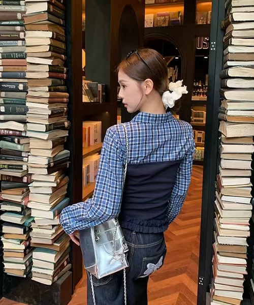 AsheKsha(アシクシャ)の「レトロで甘いトップス(シャツ/ブラウス・レディース・ネイビー・M)」の12枚目の写真