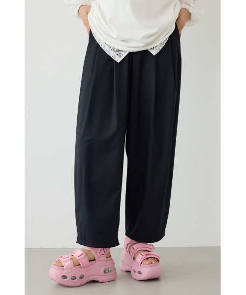 RODEO CROWNS WIDE BOWL（ロデオクラウンズワイドボウル）の「コクーンタックパンツ（スラックス・レディース・グレー/ブラック/ブラウン・SMALL/MEDIUM）」の2枚目の写真