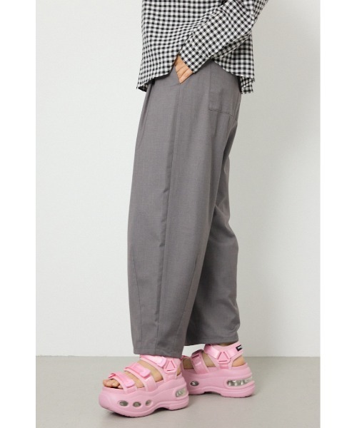 RODEO CROWNS WIDE BOWL（ロデオクラウンズワイドボウル）の「コクーンタックパンツ（スラックス・レディース・グレー/ブラック/ブラウン・SMALL/MEDIUM）」の15枚目の写真