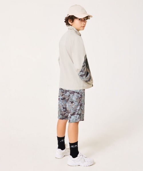 OAKLEY(オークリー)の「オークリー YTR CLOTH JKT 11.0(ナイロンジャケット・キッズ・ブラック/ブラウン/ホワイト・130cm/140cm/150cm/160cm)」の12枚目の写真