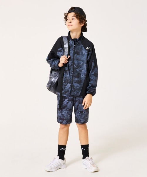 OAKLEY(オークリー)の「オークリー YTR CLOTH JKT 11.0(ナイロンジャケット・キッズ・ブラック/ブラウン/ホワイト・130cm/140cm/150cm/160cm)」の19枚目の写真