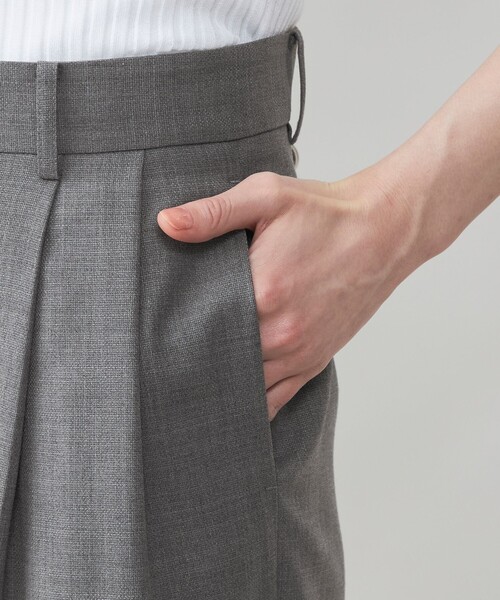 CAST:(キャストコロン)の「【CAST COLON】【着用しわ軽減】ウールブレンドメッシュツータックパンツ(その他パンツ・レディース・ネイビー/グレー系その他2・S/M)」の12枚目の写真
