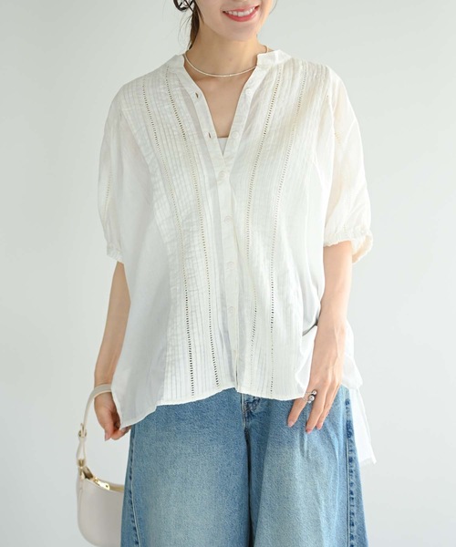 Muffiny(マフィニー)の「コットンピンタックブラウス(シャツ/ブラウス・レディース・ネイビー/オフホワイト/テラコッタ・FREE)」の8枚目の写真
