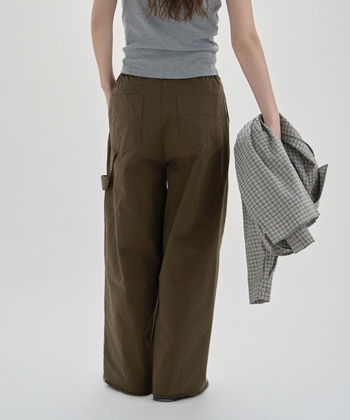 etoll.(エトル)の「ツイルタックペインターパンツ(チノパンツ・レディース・ベージュ/ブラック/ブラウン・FREE)」の21枚目の写真