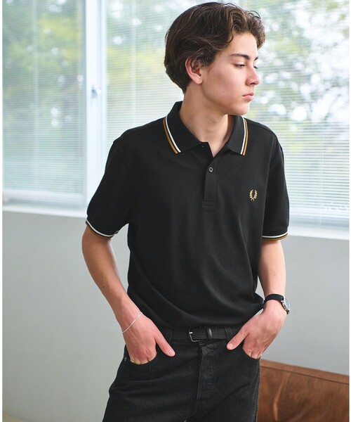 FRED PERRY(フレッドペリー)の「<FRED PERRY>ツインティップ ポロシャツ(Tシャツ/カットソー・メンズ・オフホワイト/ナチュラル/ブラック/オリーブ/ワイン/ケリーグリーン/ネイビー/ダークグレー/その他2/その他1・M/L/XL)」の1枚目の写真