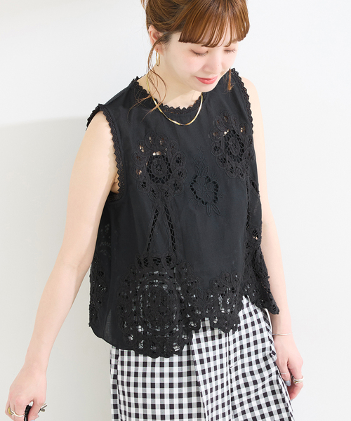 Fanaka(ファナカ)の「【WEB限定】手洗い可 / FANAKA / ファナカ バテンレースノースリブラウス(シャツ/ブラウス・レディース・ブラック/ホワイト・FREE)」の2枚目の写真