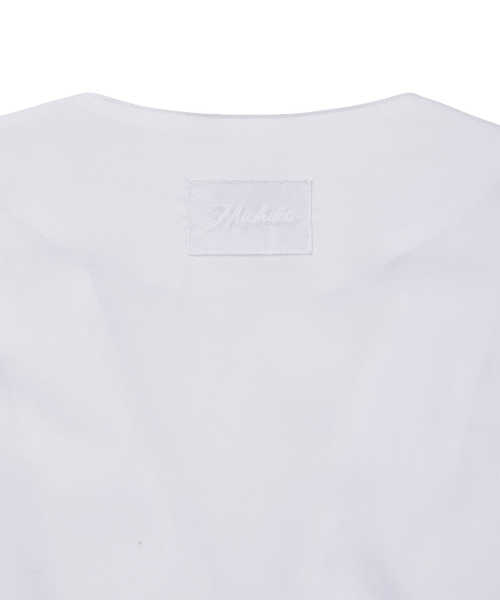 MICHIKO LONDON(ミチコ ロンドン)の「ピンタックフリルブラウスホワイト(シャツ/ブラウス・レディース・その他・SMALL/MEDIUM)」の2枚目の写真