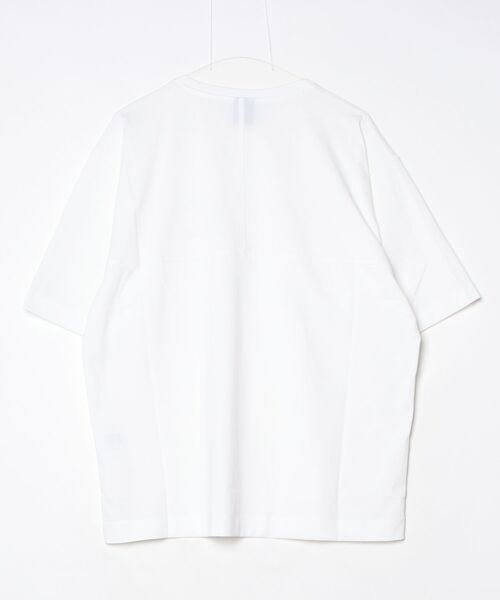 NEW BALANCE(ニューバランス)の「ファンクショナルリラックスドフィットショートスリーブTシャツ(Tシャツ/カットソー・メンズ・ホワイト・SMALL/MEDIUM/LARGE/X-LARGE/XX-LARGE)」の12枚目の写真