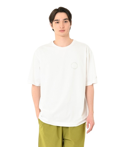NEW BALANCE(ニューバランス)の「ファンクショナルリラックスドフィットショートスリーブTシャツ(Tシャツ/カットソー・メンズ・ホワイト・SMALL/MEDIUM/LARGE/X-LARGE/XX-LARGE)」の1枚目の写真