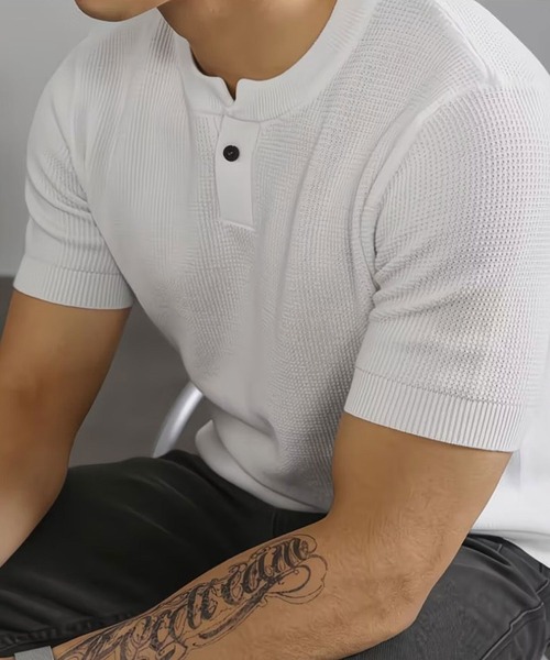 STYLE NUMBER(スタイルナンバー)の「【 STYLE NUMBER / スタイルナンバー 】 ワッフル編み ヘンリーネック 半袖 Tシャツ(Tシャツ/カットソー・メンズ・ホワイト/ブラック・LARGE/X-LARGE/XX-LARGE/MEDIUM)」の2枚目の写真