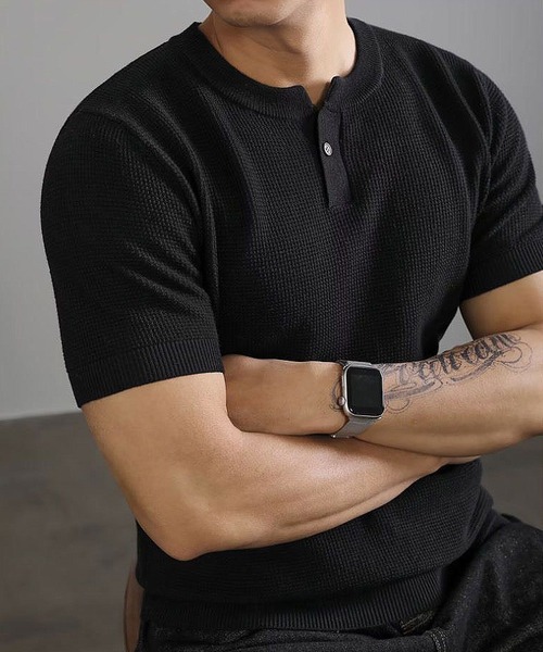 STYLE NUMBER(スタイルナンバー)の「【 STYLE NUMBER / スタイルナンバー 】 ワッフル編み ヘンリーネック 半袖 Tシャツ(Tシャツ/カットソー・メンズ・ホワイト/ブラック・LARGE/X-LARGE/XX-LARGE/MEDIUM)」の3枚目の写真