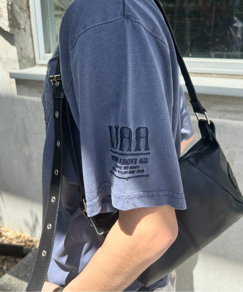B.R.U(ブル)の「TCRピグメント加工シャツ(Tシャツ/カットソー・メンズ・A/C/B/F/E/D・FREE)」の16枚目の写真